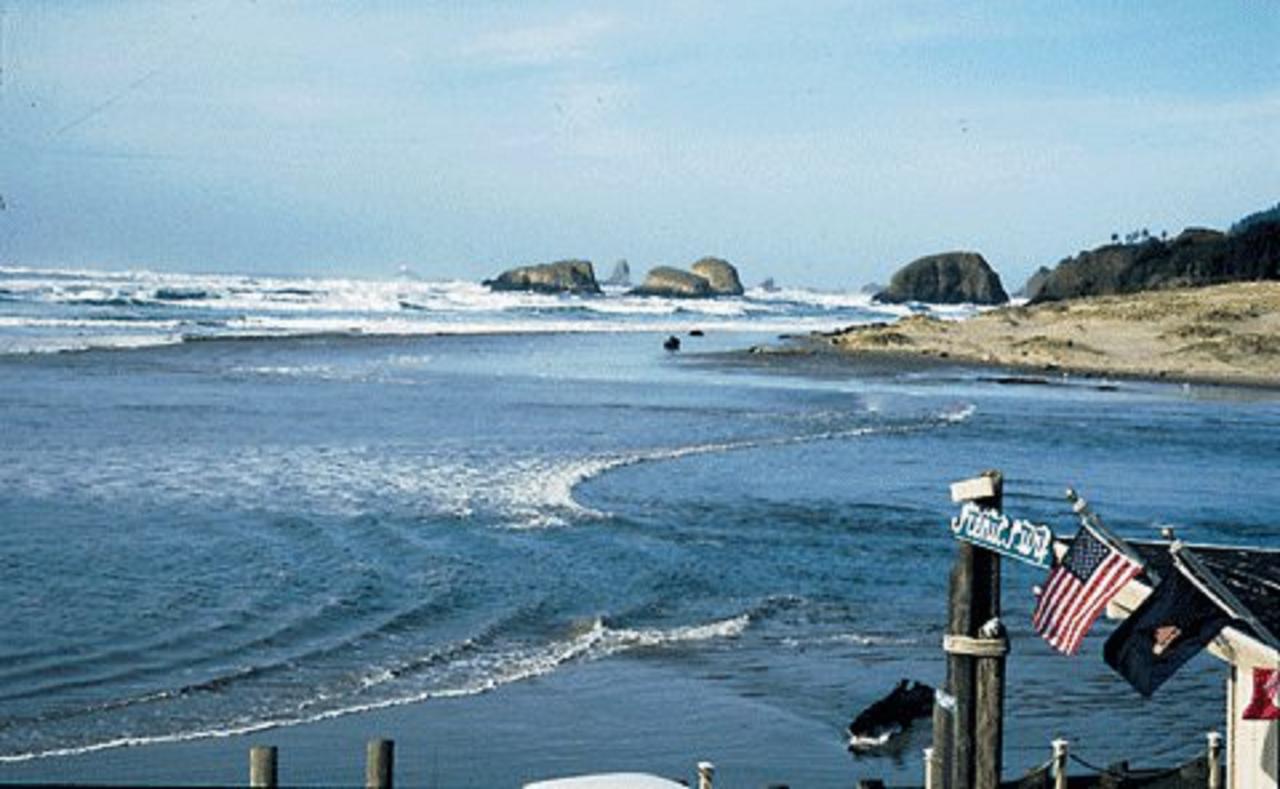 Webb'S Scenic Surf Hotel Cannon Beach Eksteriør billede